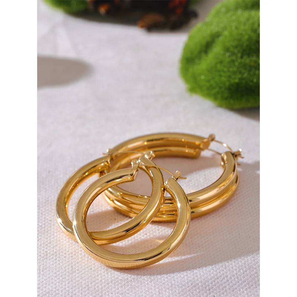 Yhpup Minimalistic Big Sleek Metal Round Hollow Hoop Earrings Anti Allergic 316L Stainless Steel Trendy Simple Ear Jewelry