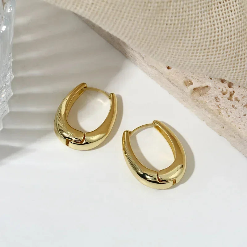 Simple and Fashionable U-shaped Earrings, Exquisite Earrings for Women's Daily Leisure Parties
