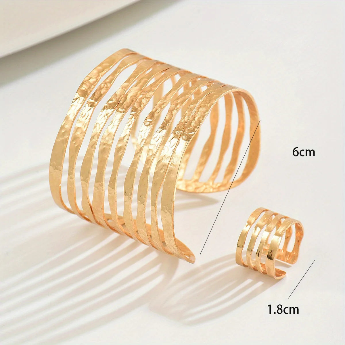 Lxalry Women's Holiday Style Bracelet & Ring Set - Geometric Hollow Hammered Design, Adjustable Jewelry for Daily Wear & Party