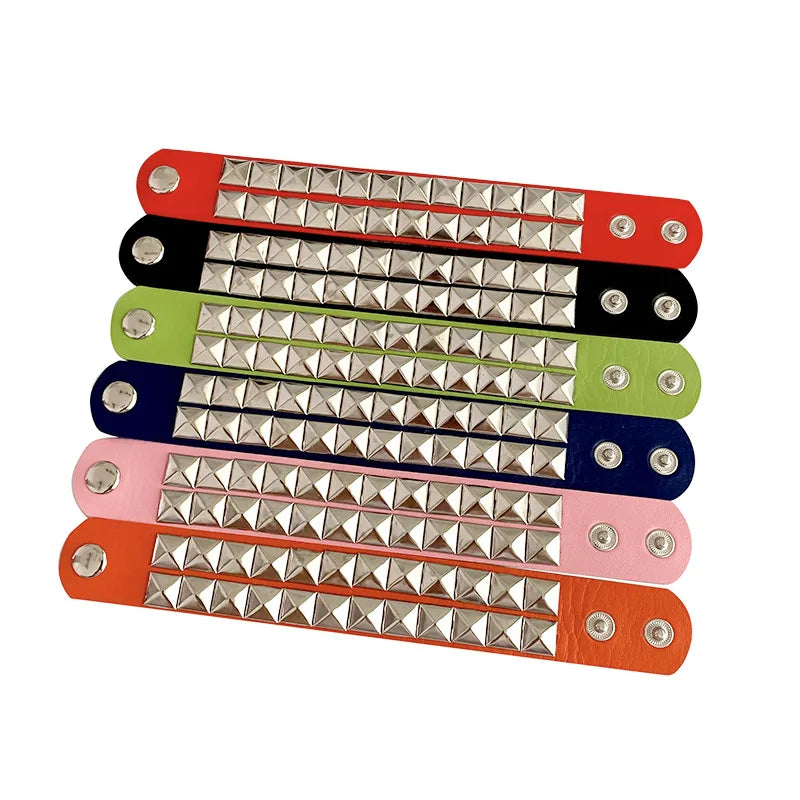 2023 New Gothic Punk Unisex PU Leather Bracelet Multilayers Rock Spikes Rivet Chains Bracelet For Women Men' Friends Jewelry