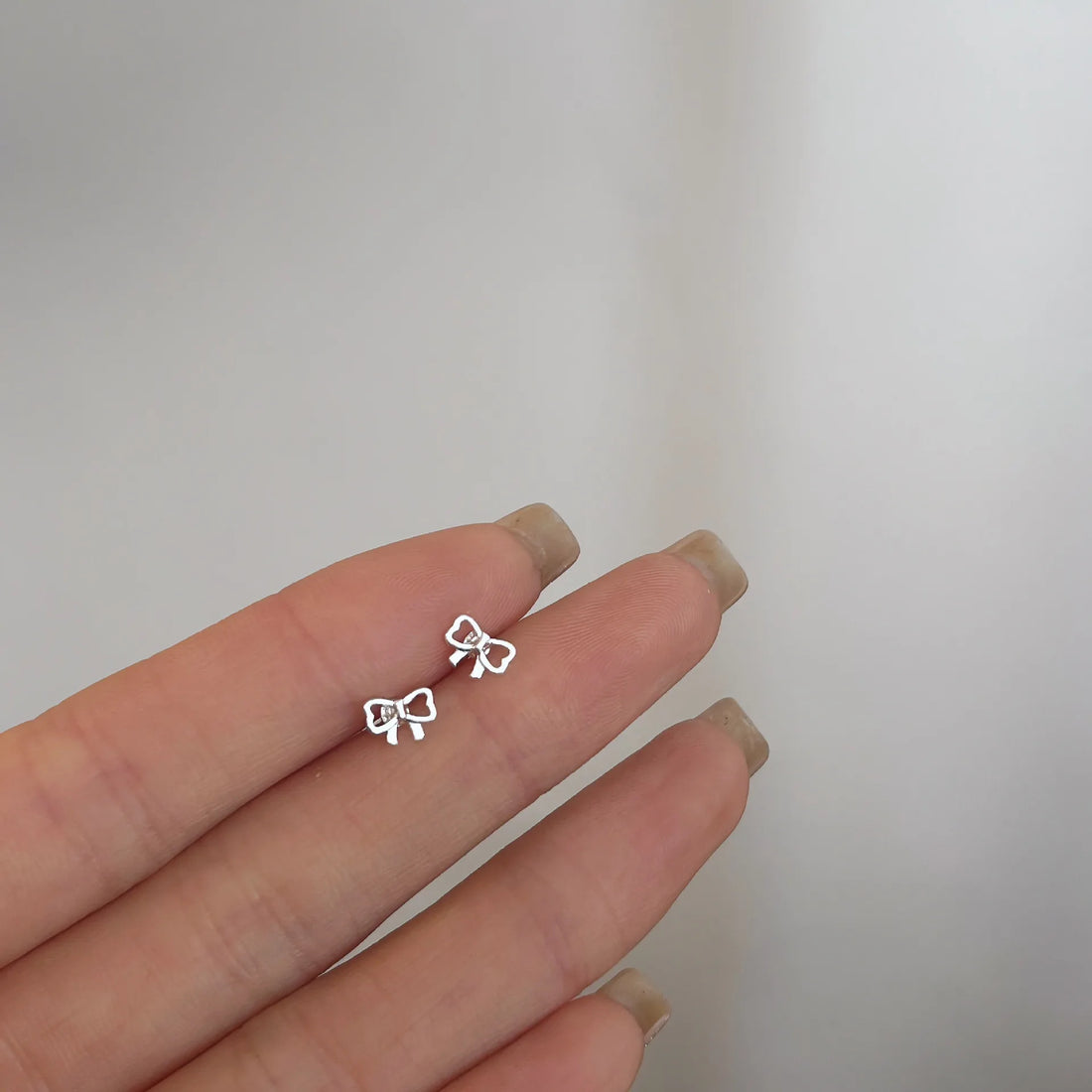New Bow Knot Earring Star Earlobe Cartilage Prevent Allergy Stud Earrings For Women Ear Piercing Jewelry Gifts