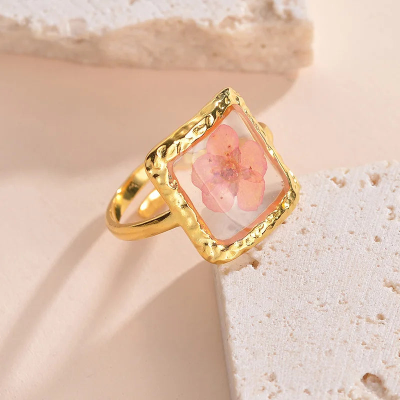 18K Gold Plated Jewelry Adjustable Stainless Steel Waterproof Ring Literary Retro Eternity Flower Design Jewelry For Ladies Gift