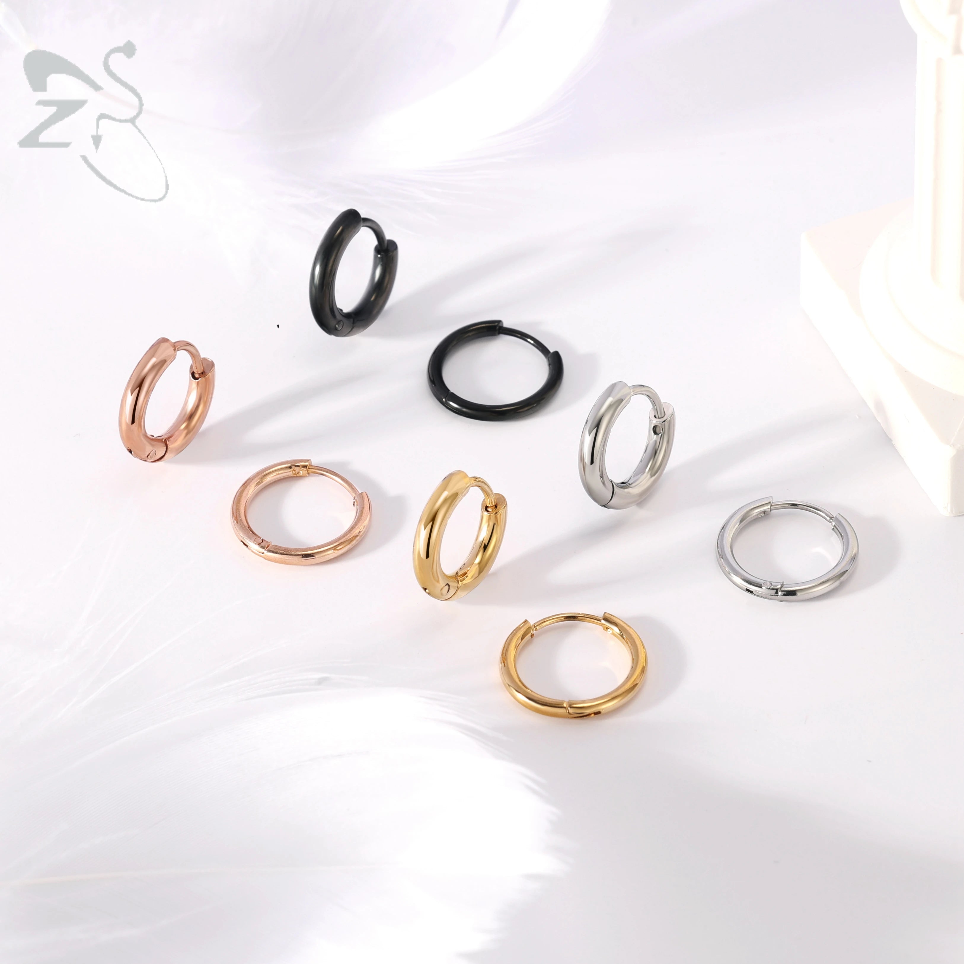 ZS 1PC Gold Color Huggie Hoop Earrings 316L Stainless Steel Tiny Earring 6-20MM Circle Cartilage Earring Helix Piercing 18/20G