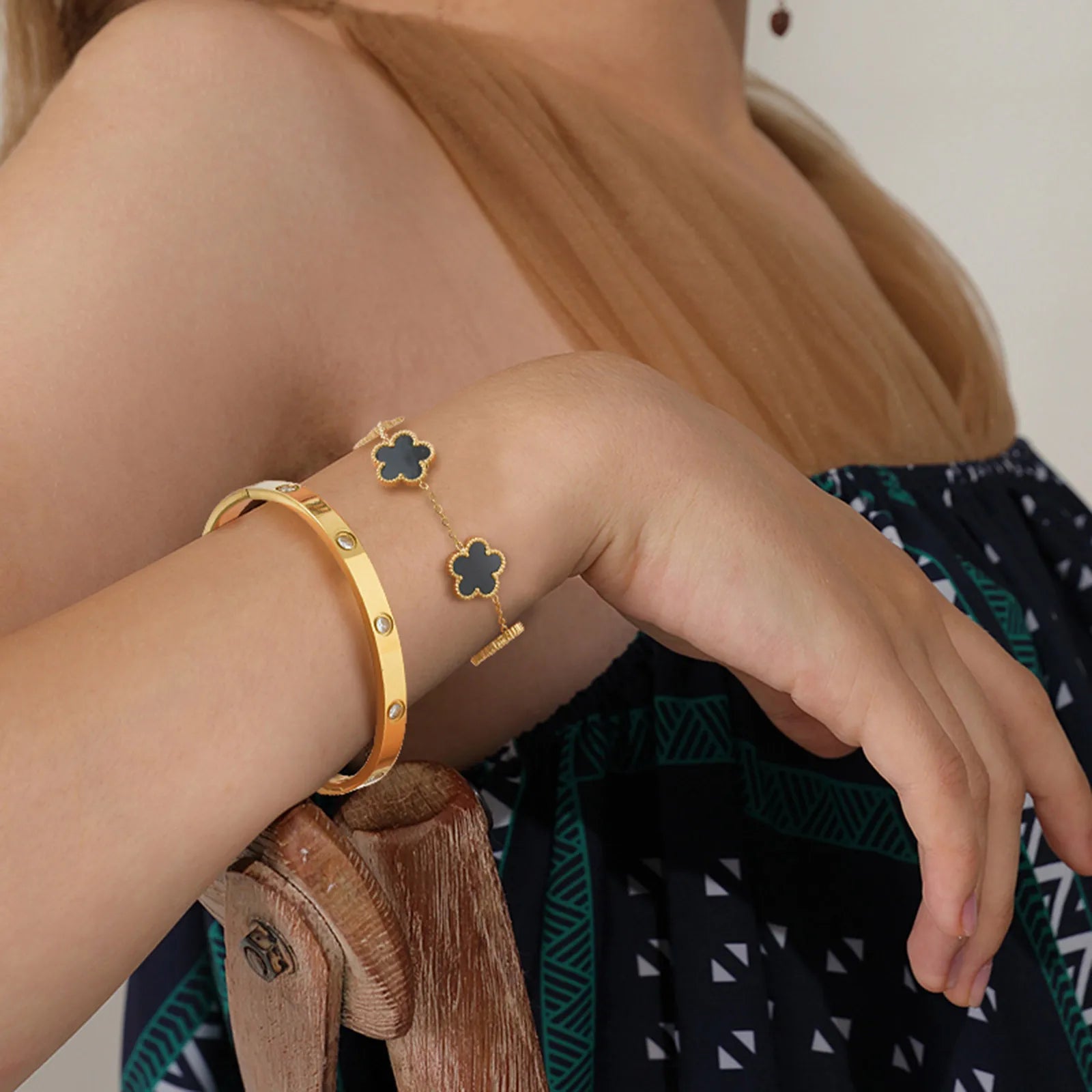 Vnox Exquisite 13mm Clover Bracelet Set for Women, Love Gift Bracelets for Wife Mothers Day Jewelry, Stainless Steel Cuff Bangle