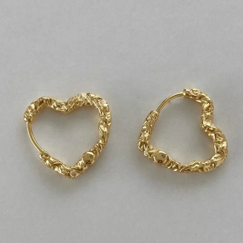 XIYANIKE 2024 Summer Heart Hoop Earrings For Women Girl Sexy New Fashion Trendy Jewelry Gift Party Wedding pendientes mujer