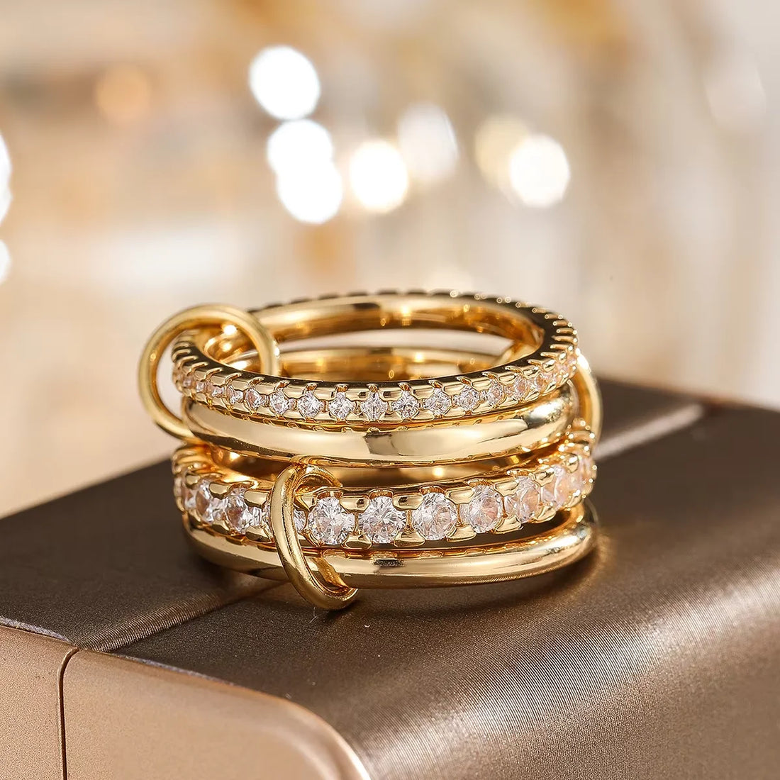 A Niche Two-Color Four-Ring Copper Jewelry Ring, Hypoallergenic, Ins Style, Stacking Artifact, Suitable For Young Women