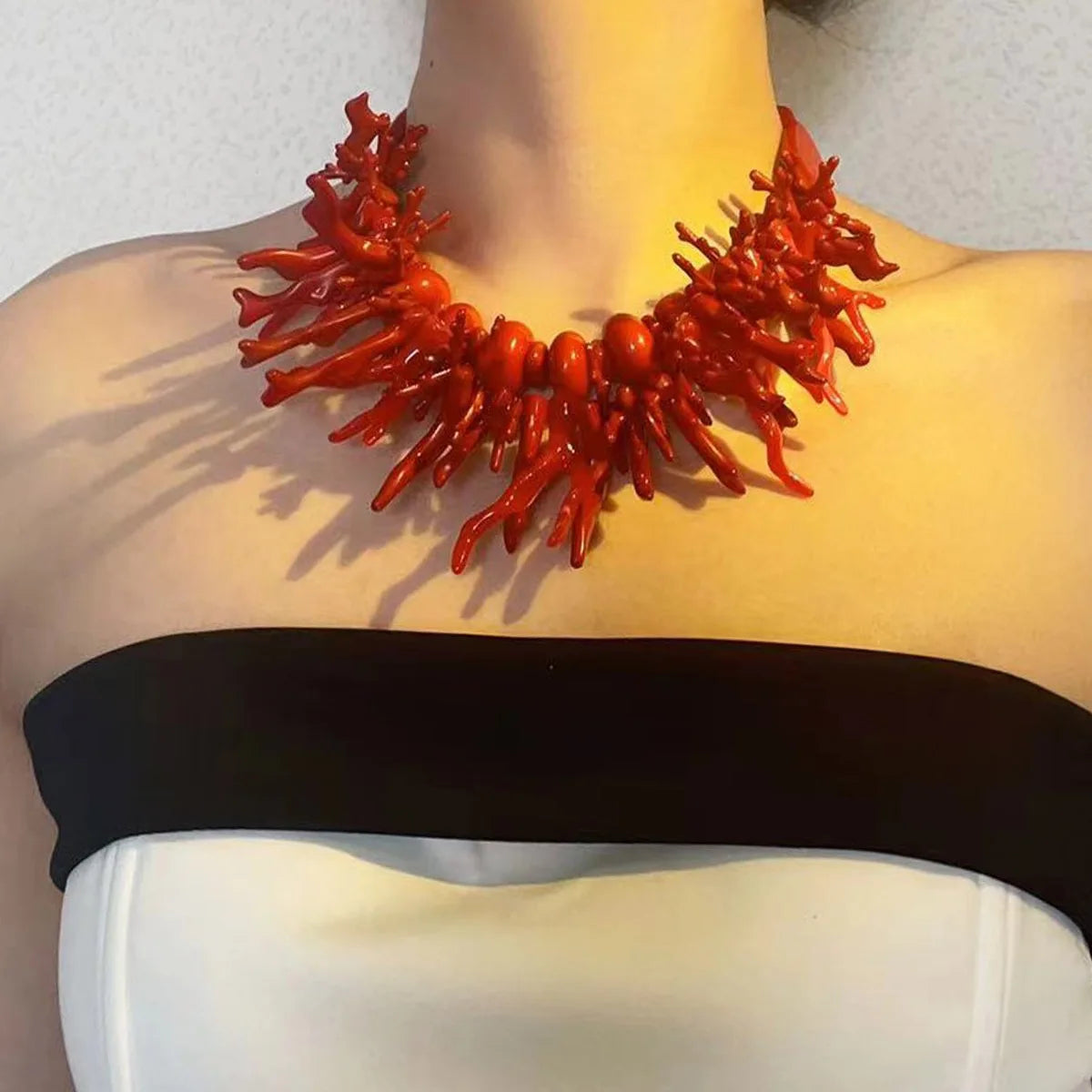 Crossborder sales of Bohemian style double layer wear resin coral necklace women's fashion personality plant red goth halloween