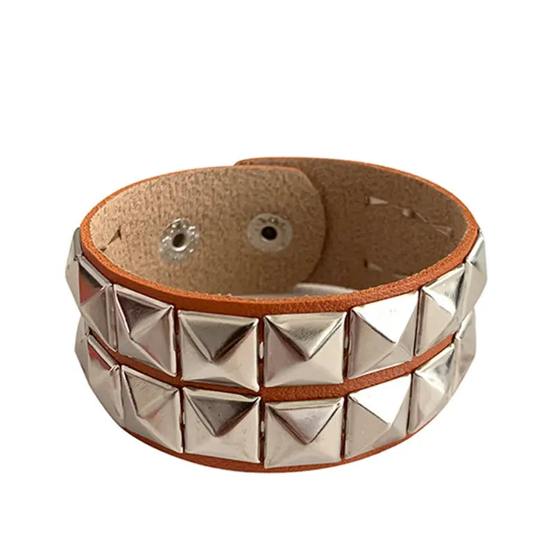 2023 New Gothic Punk Unisex PU Leather Bracelet Multilayers Rock Spikes Rivet Chains Bracelet For Women Men' Friends Jewelry