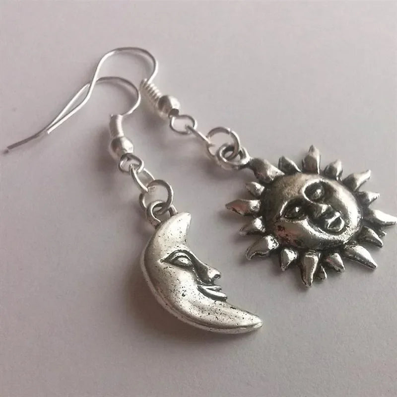 Whimsy Goth Swirly Star Earrings Silver Color Pair of Celestial  Witch Celestial Fairycore Gift Friend Women Boho Cute Gothic