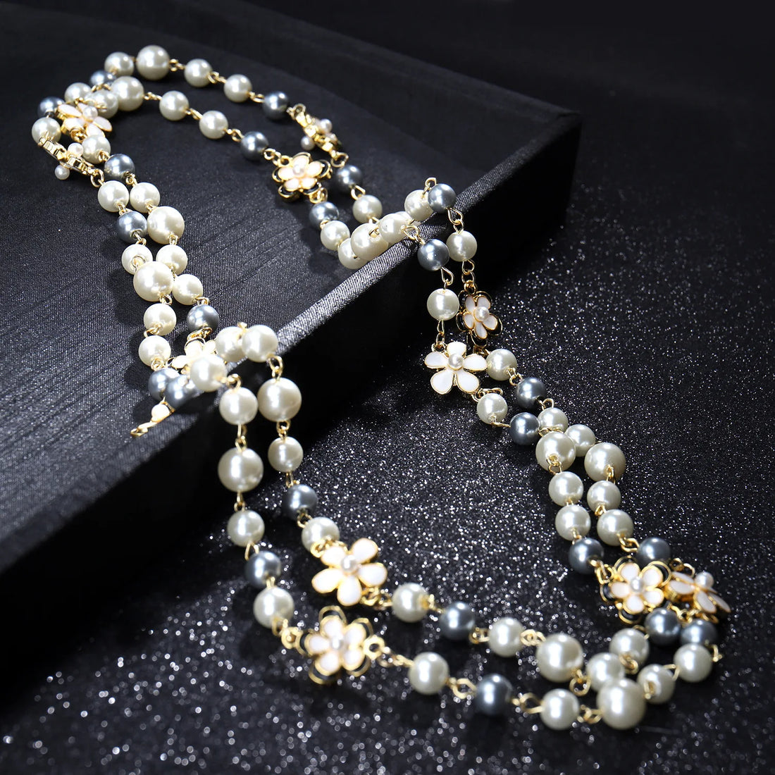Vintage Lady Camellia Pearls Flower Long Necklace Chain Elegant Double Layers Fashion  Jewelry For Women Party Collares de moda