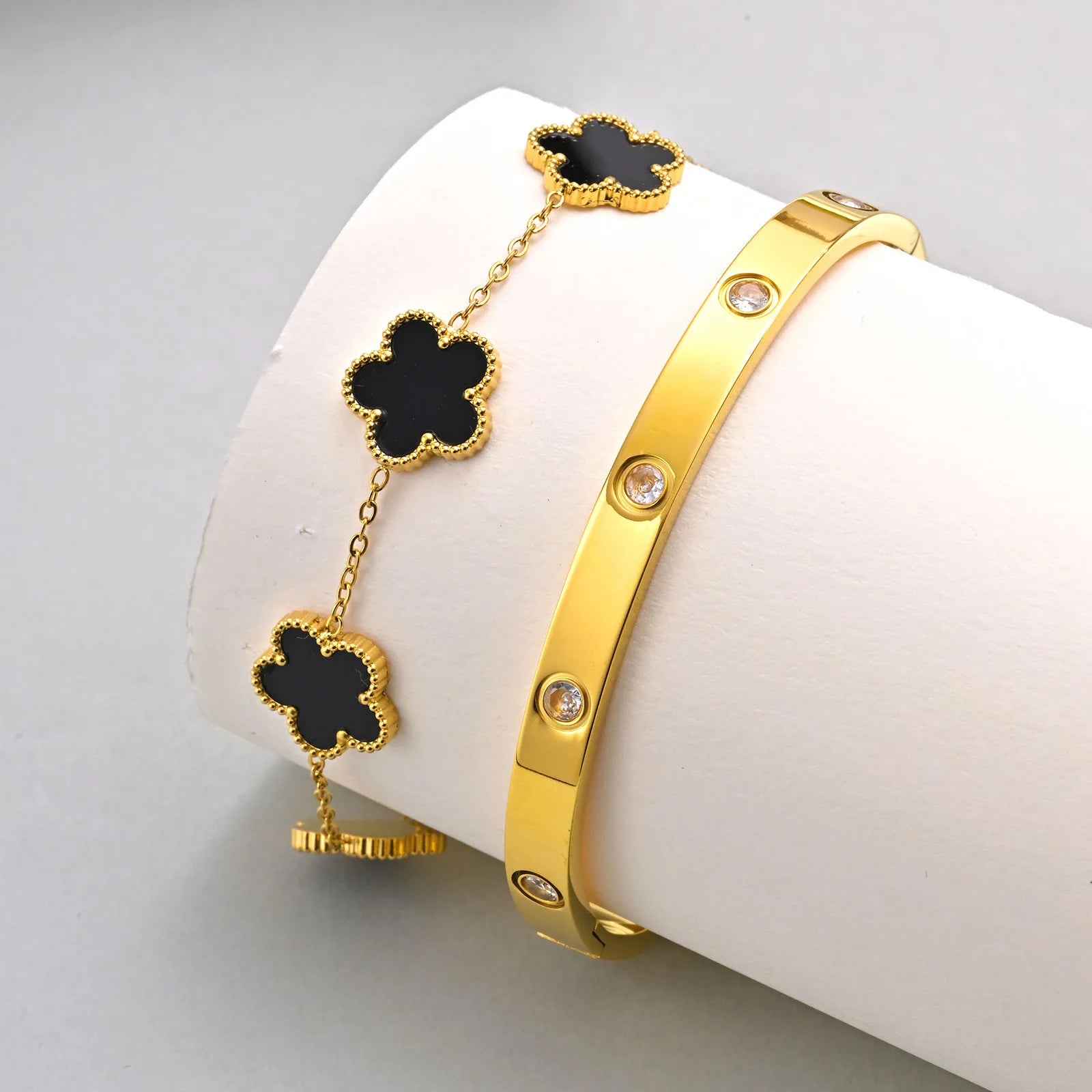 Vnox Exquisite 13mm Clover Bracelet Set for Women, Love Gift Bracelets for Wife Mothers Day Jewelry, Stainless Steel Cuff Bangle