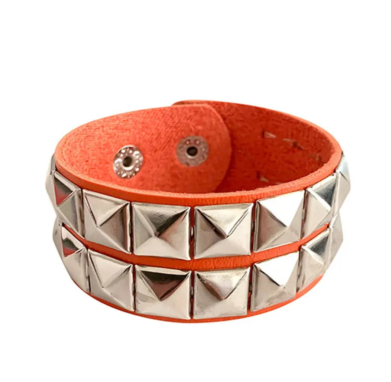 2023 New Gothic Punk Unisex PU Leather Bracelet Multilayers Rock Spikes Rivet Chains Bracelet For Women Men' Friends Jewelry