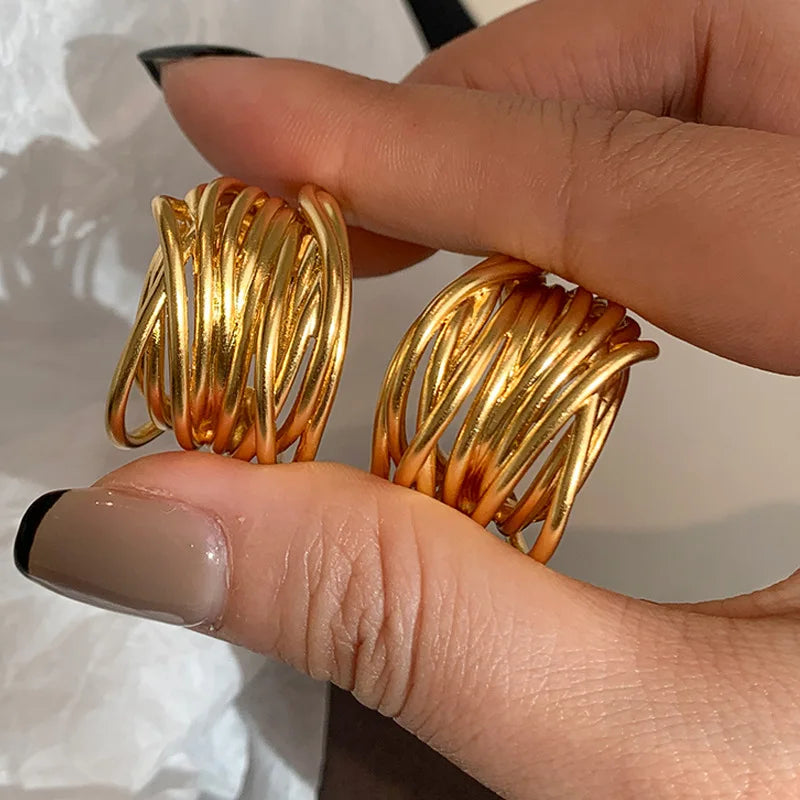 Unusual Multilayer Metal C Shape Hoops No Tarnish 18K Gold Plated Huggie Earrings Classics Piercing Ear Clip Women Retro Jewelry